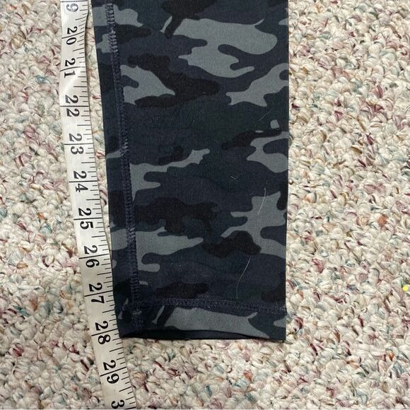Kyodan Grey Camo Hi Rise Athleisure Leggings Womens Size S/M - Picture 5 of 6